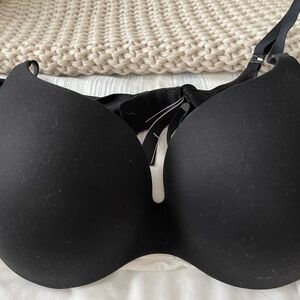 New Victoria Secret Bra 34D